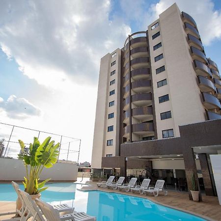 Apartdamani - Aptos Por Temporada No Centro Foz do Iguaçu Esterno foto