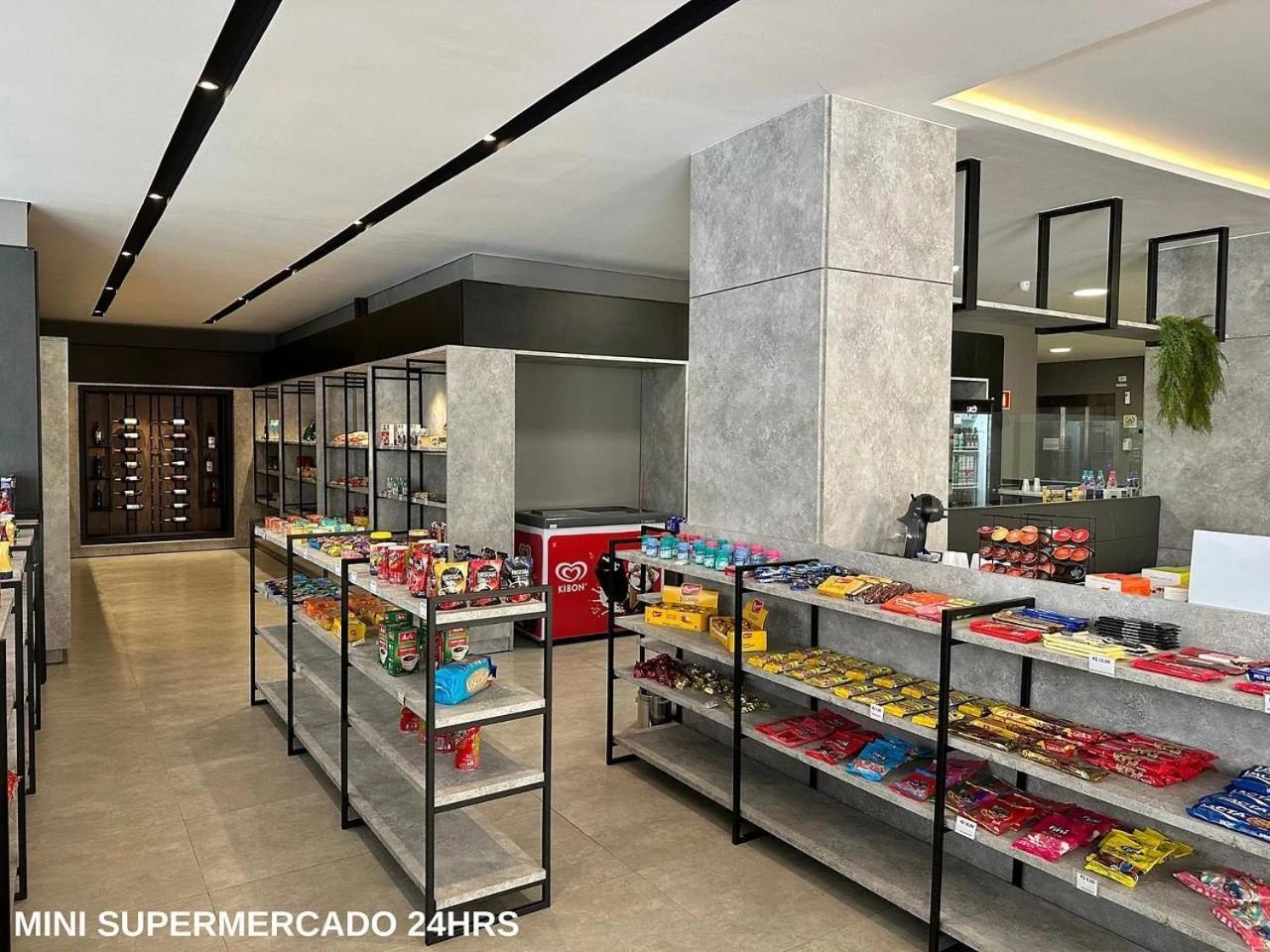 Apartdamani - Aptos Por Temporada No Centro Foz do Iguaçu Esterno foto